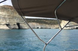porty i otwicowiska na Milos